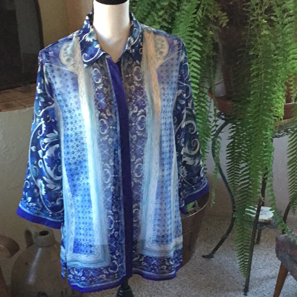 NWOT Chico’s Blouse